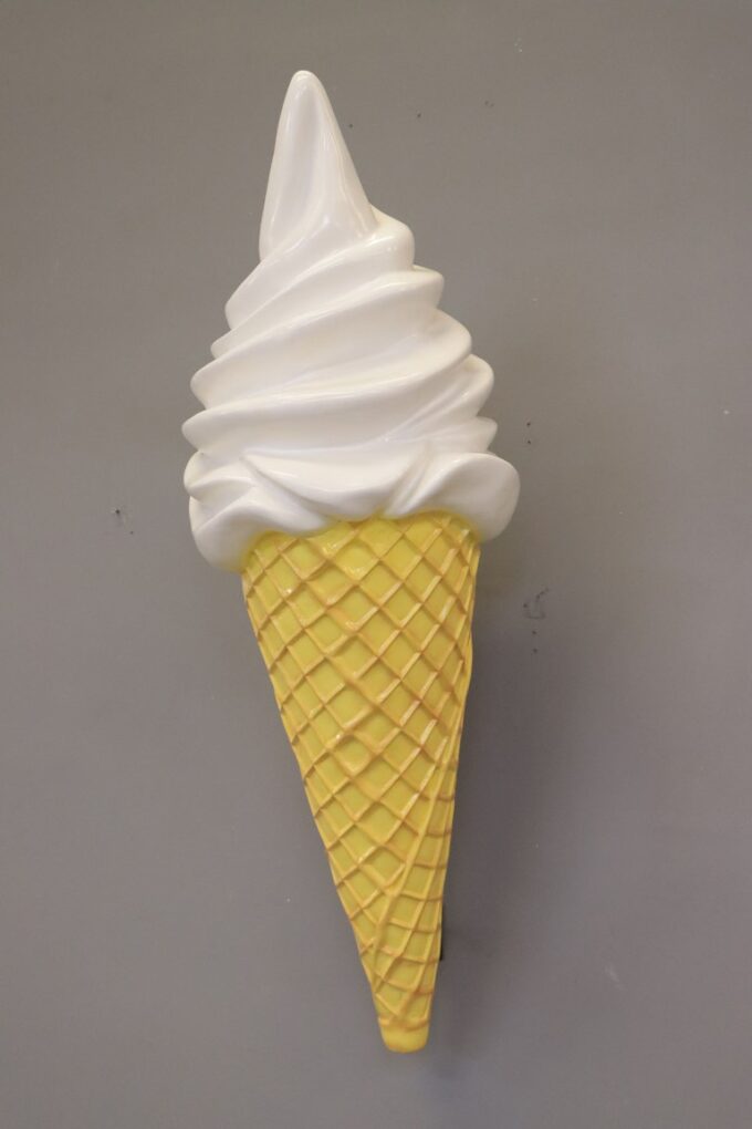 WHIPPY ICE CREAM HANGING 4FT WITHOUT FLAKE JR 0054 - Image 3
